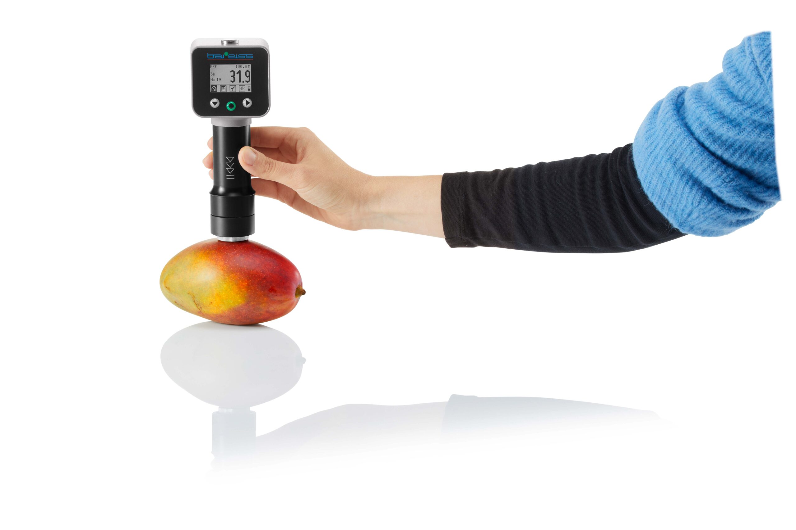 Test Mango by Fruit Penetrometer